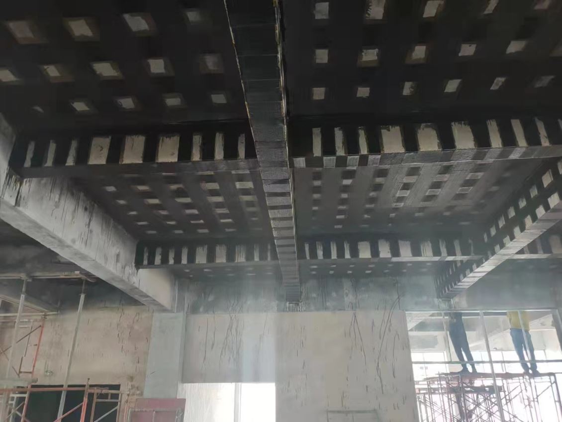 六盘水碳纤维加固技术及其应用